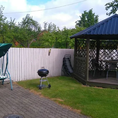 Jaani Kuelaliskorter Apartament *